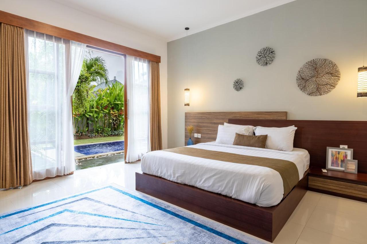 Bali Voyage Villa *